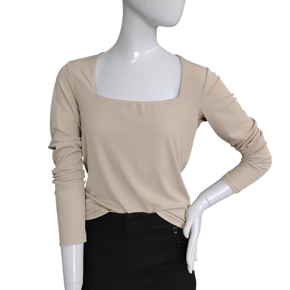 H&M Ribbed Blouse Size Medium Square Neckline Long Sleeve Nude Neutral